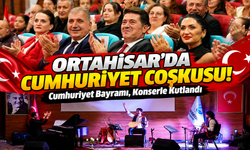 Ortahisar'da Unutulmaz Cumhuriyet Konseri! Başkan Kaya'dan Övgü