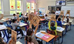 KANCA’dan Sürmene’de 600 Çocuğa Anlamlı 60. Yıl Hediyesi