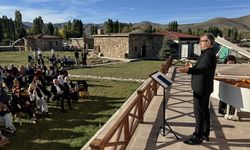Bayburt'ta Müzik Dolu Gece! Anadolu'nun Ezgileri Seslendirildi
