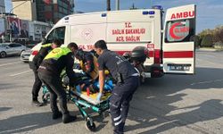 Hafif ticari aracın çarptığı kadın yaralandı