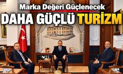 Trabzon Turizmi İçin Önemli Buluşma: Vali Tahir Şahin Sektör Temsilcileriyle Görüştü