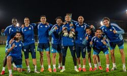 Çaykur Rizespor Fenerbahçe Karşısında İki Seriyi Birden Bitirmeye Hazırlanıyor