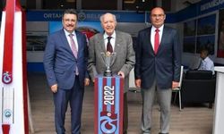 Trabzon'un Eski Valisi Yılmaz Ergun Hayatını Kaybetti: Vali Şahin'in Sözleri Duygulandırdı