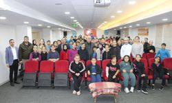 Of'ta Öğrencilerle Buluştu! Kabahasanoğlu'ndan Başarının Anahtarına İlişkin Sözler