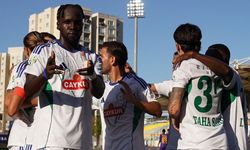 Rizespor'un 10 Puanı da Deplasmandan! Çorum FK Karşısında Seri Sürecek Mi?