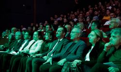 Akçaabat'ta Cumhuriyet Coşkusu! Konser Ayakta Alkışlandı