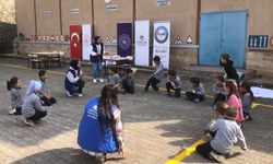 Çaykara’da Köy Okulundaki 75 Öğrenci İçin Renkli Gün