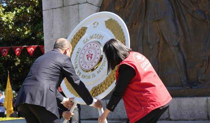 Samsun’da 19 Mayıs kutlamaları çelenk sunma töreni ile başladı