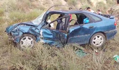 Artvin Karayolunda Yolunda Kaza! Kafa Kafaya Çarpıştılar