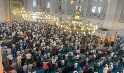 10 Ekim Cuma Hutbesi Konusu Ne? Diyanet İşleri Cuma Hutbesi Ne Anlatıyor?