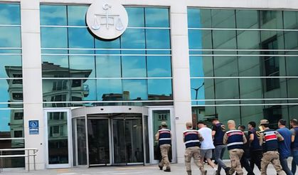 Yaşlı Adamın Evini Kundaklamışlardı! 3 Gözaldı...