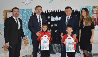 Havza'da 5 bin 409 öğrenci karne alarak yarıyıl tatiline girdi