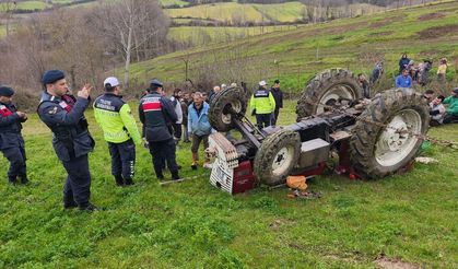 Samsun'da traktörün devrildiği kazada 1 kişi öldü, 1 kişi yaralandı