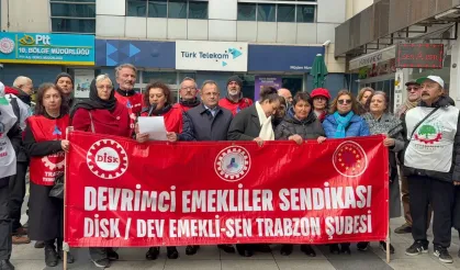 DİSK Emekli-Sen Trabzon’da Bayram İkramiyesine Tepki Gösterdi