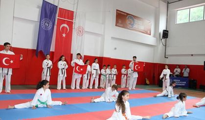 Giresun'da 19 Mayıs Atatürk'ü Anma, Gençlik ve Spor Bayramı kutlandı