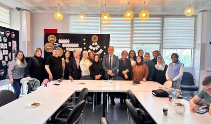 Samsun'da otizmli bireylerin annelerine anlamlı kutlama