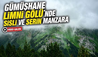 Gümüşhane Limni Gölü’nde Yaz Ortasında Sisli ve Serin Manzara