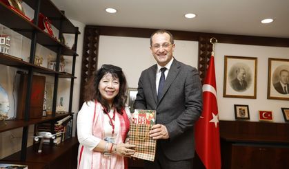 Akçaabat Belediyesi Sanatçıları Buluşturdu: Başkan Ekim’den Önemli Mesaj