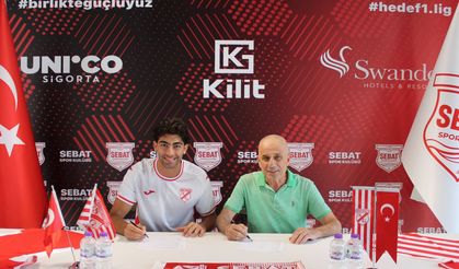 Güneş Güventürk Sebat SK’ya İmza Attı: İlk Sözleri Dikkat Çekti