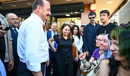 Yavuz Ağıralioğlu: “Siyasi Merkez Halkımız”