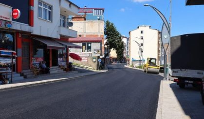 Ordu'da sıcak asfalt çalışmaları devam ediyor