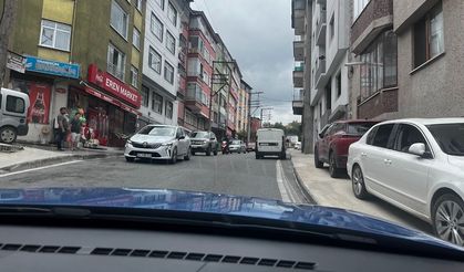 Bahçecik’te Trafik Alarmı: “bu Yol Artık Yükü Kaldırmıyor”