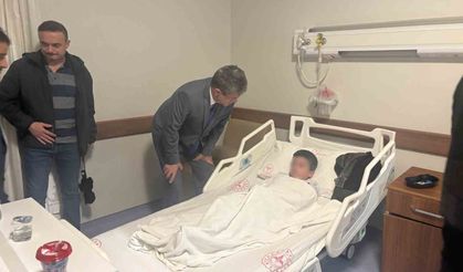 Öğrenci servisi ile otomobil çarpıştı: 5 yaralı