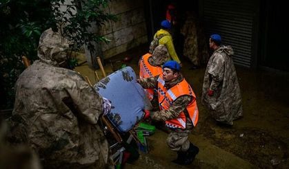 İstanbul'u Vuran Rekor Yağışın Ardından Acı Haberler Peş Peşe Geldi! 6 Kişi Hayatını Kaybetti