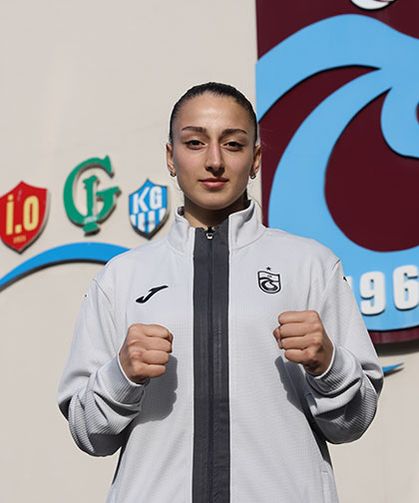 Trabzonspor’un Yumruğu Zirvede: Dilara Sak Türkiye Şampiyonu!