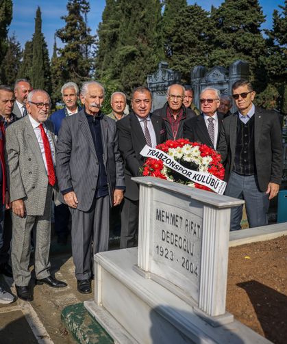Trabzonspor’un Kurucu Başkanlarından Rıfat Dedeoğlu Kabri Başında Anıldı