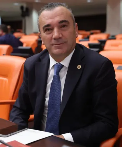 İYİ Partili Yavuz Aydın’dan AK Parti’ye Trabzon tepkisi: “Çelişkilerle şehir yönetilmez”