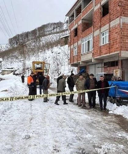 Ordu'da iş makinesinin çarptığı şahıs hayatını kaybetti