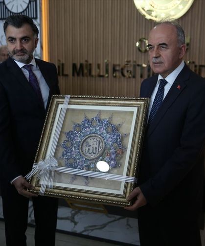 Ordu'da 'Sanatın Diliyle Değerlerimiz' sergisi açıldı