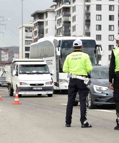 Ordu'da bir haftada 17 binden fazla araç ve sürücüsü denetlendi