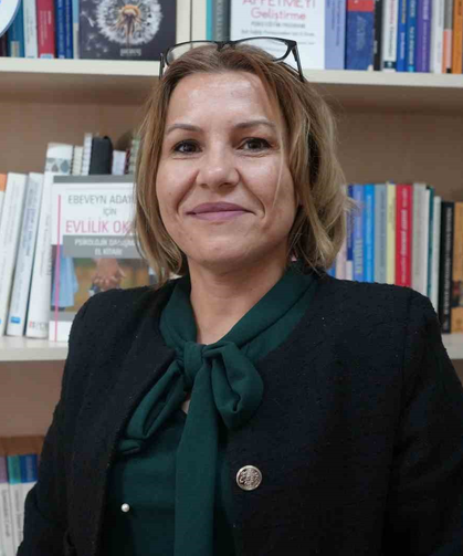 OMÜ'lü akademisyen açıkladı: 'İlişkileri büyük jestler değil küçük anlar ayakta tutuyor'