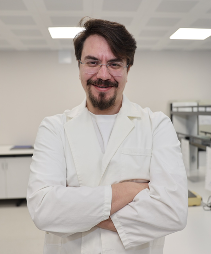 Evlerde içilen sigaranın evcil hayvanlara zararı araştırıldı