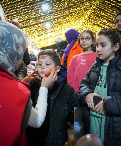 Trabzon'da Dolu Dolu Ramazan Çadırı! Vatandaşlar Soluğu Pazarkapı'da Alıyor