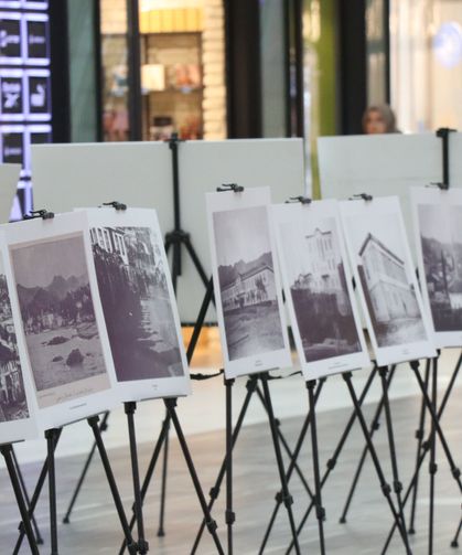 Rize'de 'Geçmişin Peşinde Rize Hatırası' fotoğraf sergisi açıldı
