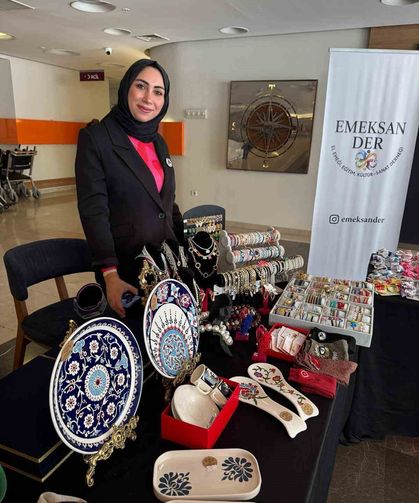 Hastanede 'Kadın Emeği, Hayatın Ritmi' sergisi