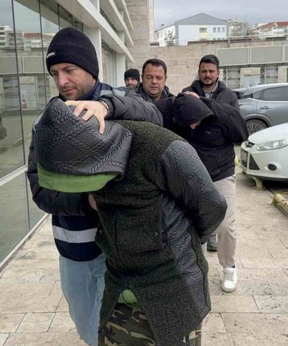 'Kahraman kurye' araç kundaklamaktan gözaltına alındı