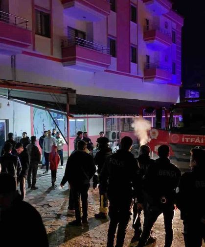 Korkutan yangın: 25 öğrenci tahliye edildi