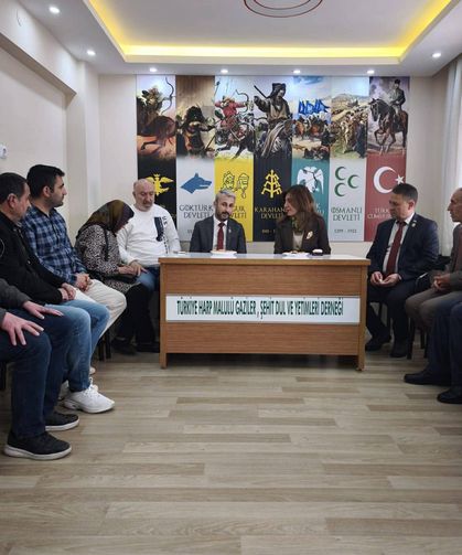 Kuduret Gültaş şehit aileleri ve gazilerle buluştu