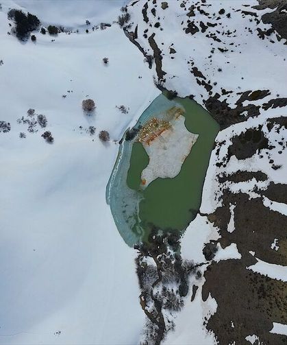 Bayburt'un karla kaplı dağları havadan görüntülendi
