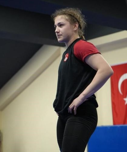 Bayburtlu milli güreşçi Akkuş Avrupa üçüncüsü oldu