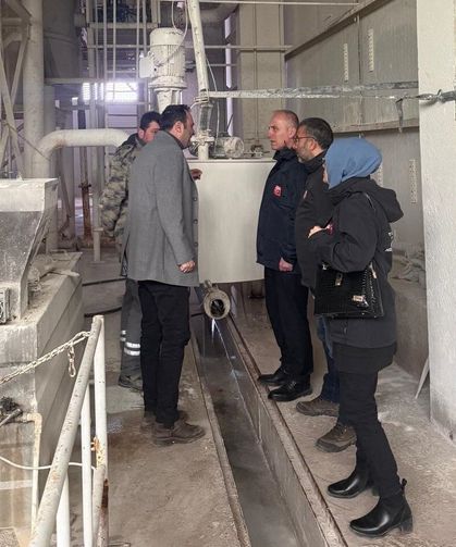 Bayburt'ta doğal taş üretim tesisinde çevre denetimi yapıldı