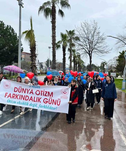 Fatsa'da otizm için farkındalık yürüyüşü