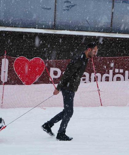 Palandöken'de kayak sezonu 30 Nisan'a kadar uzatıldı