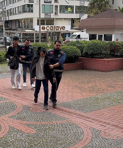 Sınavda kopya şebekesine operasyon: 5 kişiye suçüstü