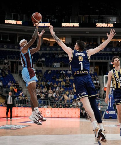 Trabzonspor Basketbol Fenerbahçe’ye direnemedi: Reed yetmedi
