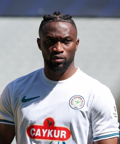 Sagnan’dan son dakika golü Rizespor’a altın değerinde 1 puan